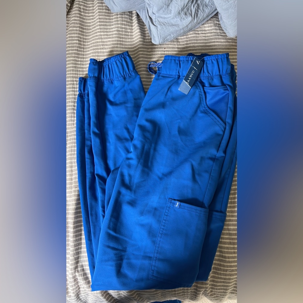 Scrub joggers